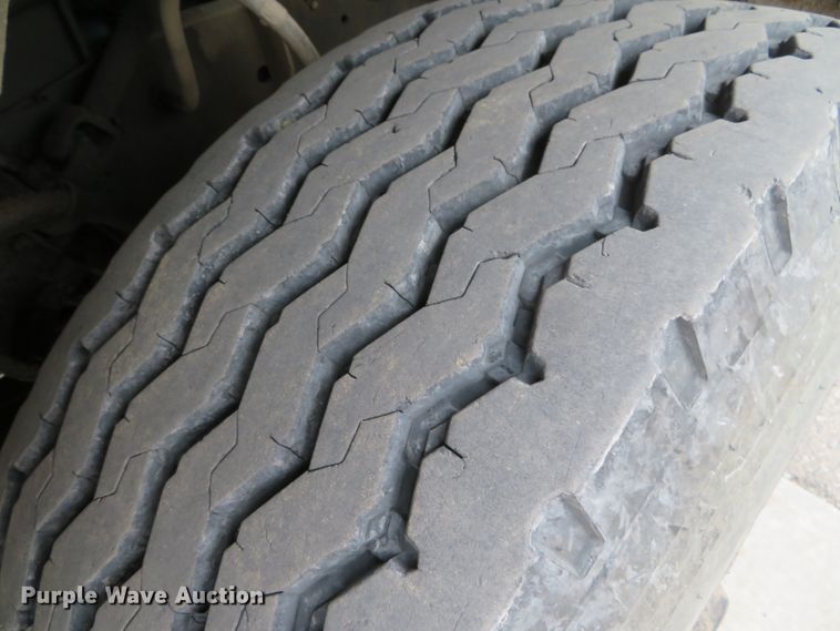 image for item DN5813 1993 Ford LN8000  sewer jetter truck