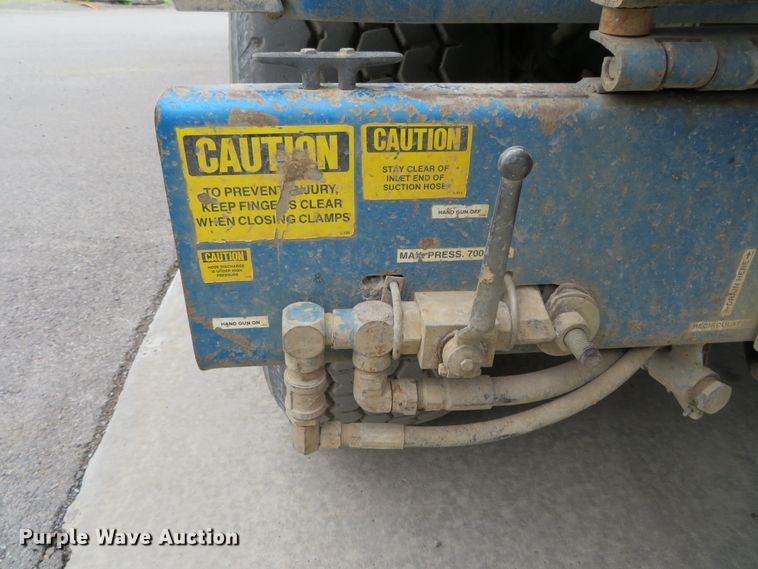 image for item DN5813 1993 Ford LN8000  sewer jetter truck