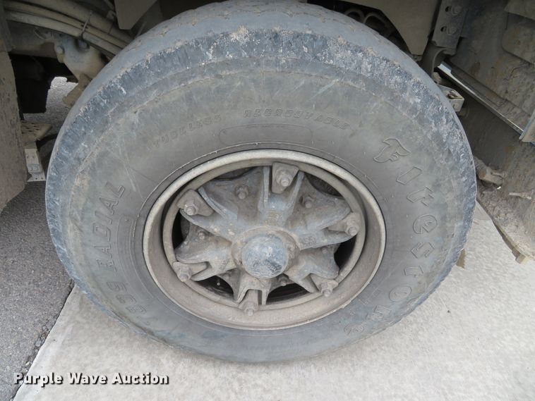 image for item DN5813 1993 Ford LN8000  sewer jetter truck