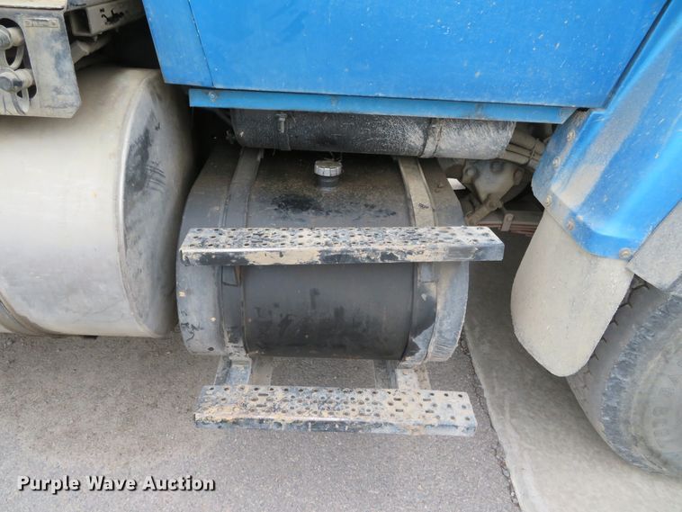 image for item DN5813 1993 Ford LN8000  sewer jetter truck