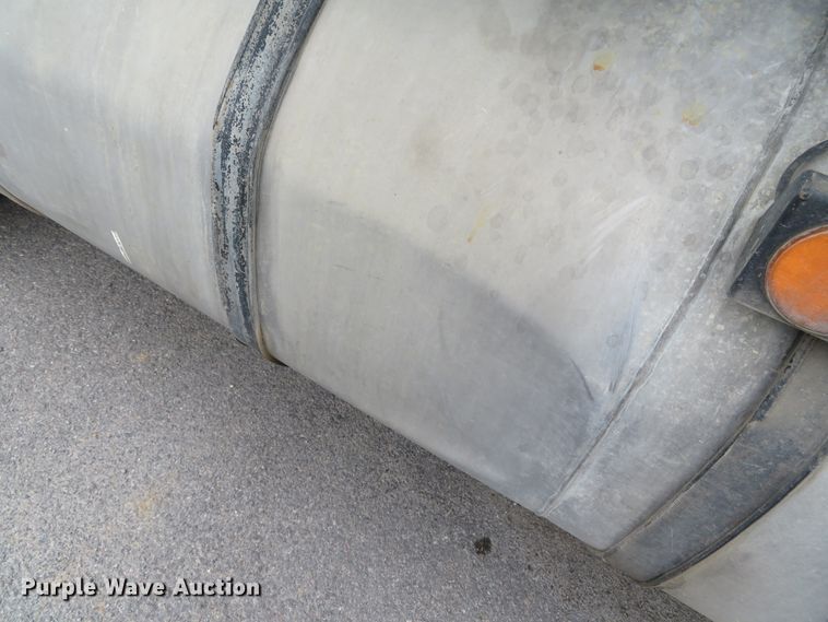 image for item DN5813 1993 Ford LN8000  sewer jetter truck