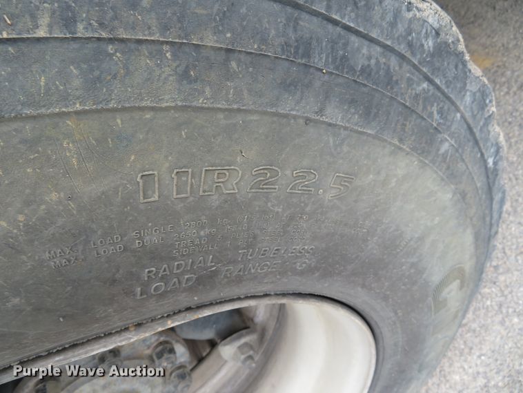 image for item DN5813 1993 Ford LN8000  sewer jetter truck