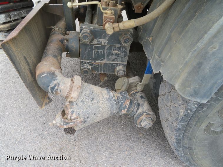 image for item DN5813 1993 Ford LN8000  sewer jetter truck