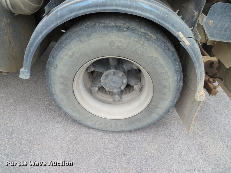 image for item DN5813 1993 Ford LN8000  sewer jetter truck