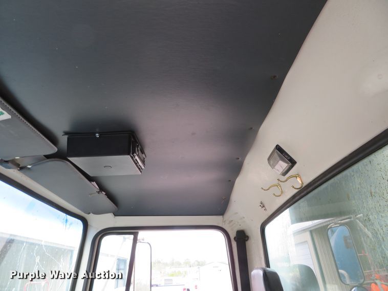 image for item DN5813 1993 Ford LN8000  sewer jetter truck