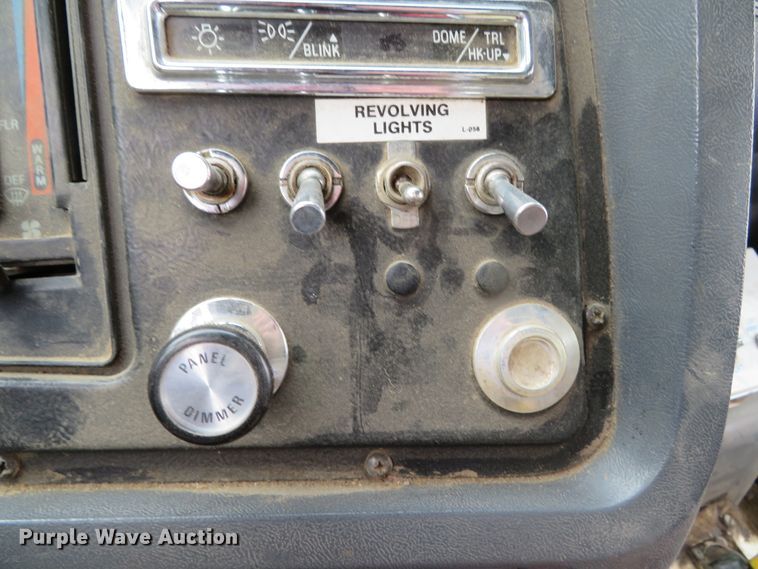 image for item DN5813 1993 Ford LN8000  sewer jetter truck