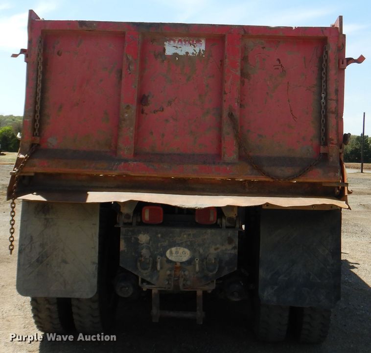 image for item ES9656 2006 International 7600  dump truck