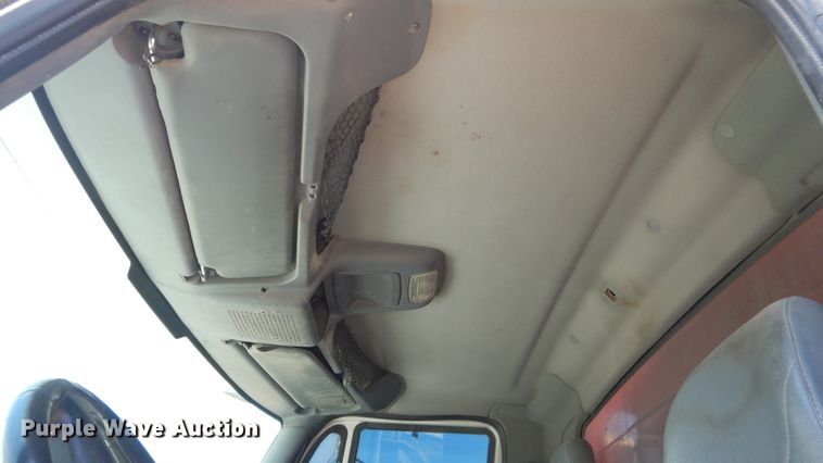 image for item ES9656 2006 International 7600  dump truck