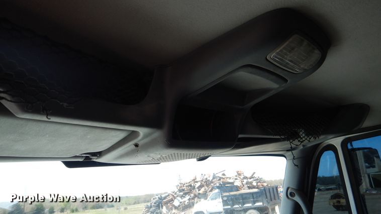 image for item ES9656 2006 International 7600  dump truck