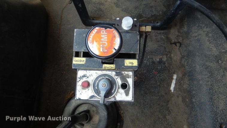 image for item ES9656 2006 International 7600  dump truck