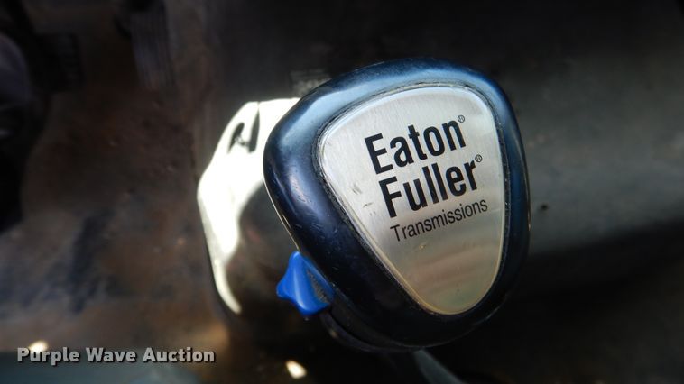 image for item ES9656 2006 International 7600  dump truck