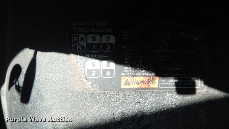 image for item ES9656 2006 International 7600  dump truck