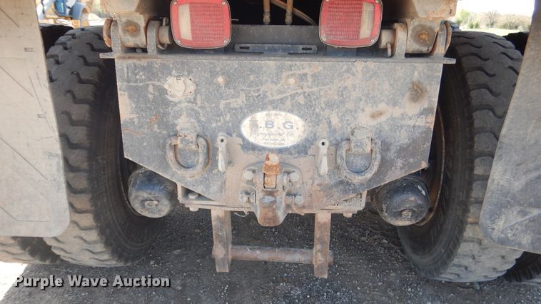 image for item ES9656 2006 International 7600  dump truck