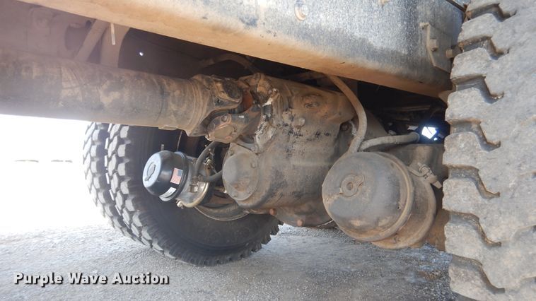 image for item ES9656 2006 International 7600  dump truck