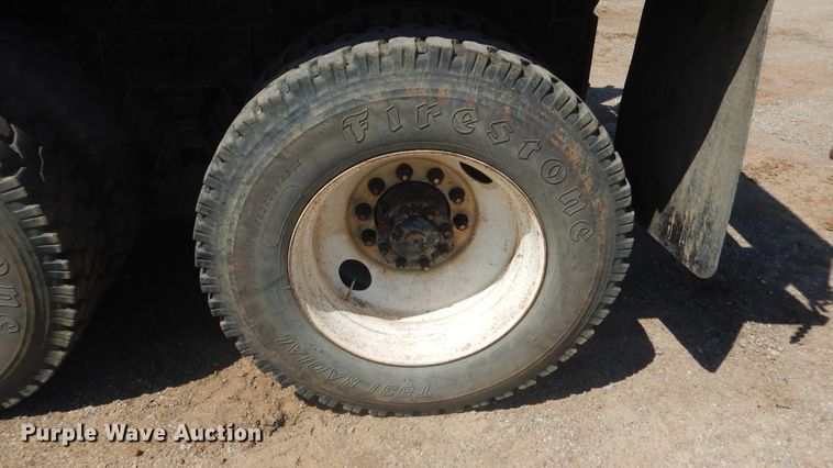 image for item ES9656 2006 International 7600  dump truck