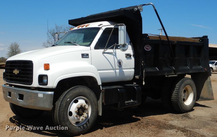image for item ES9657 1999 Chevrolet C6500  dump truck