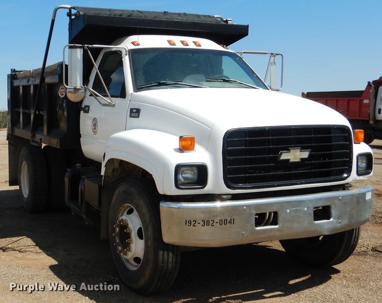 image for item ES9657 1999 Chevrolet C6500  dump truck