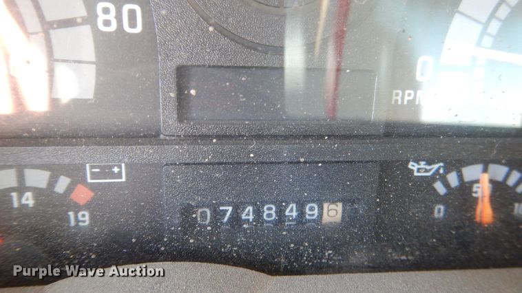 image for item ES9657 1999 Chevrolet C6500  dump truck