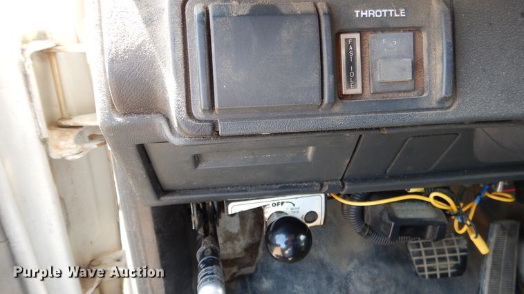 image for item ES9657 1999 Chevrolet C6500  dump truck