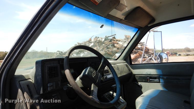 image for item ES9657 1999 Chevrolet C6500  dump truck