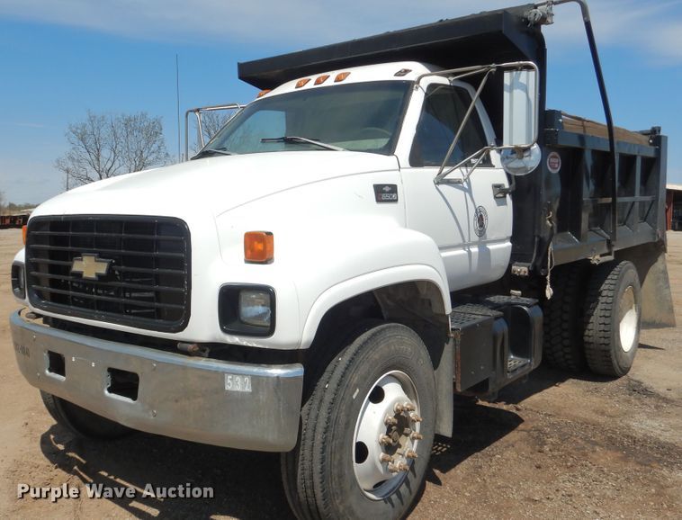 image for item ES9657 1999 Chevrolet C6500  dump truck