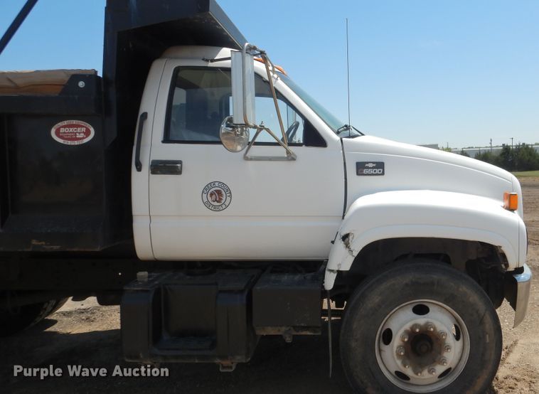 image for item ES9657 1999 Chevrolet C6500  dump truck