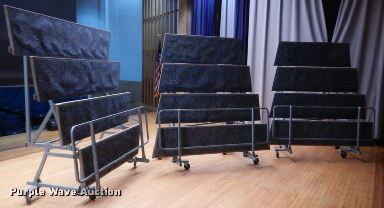 image for item ET9174 Wenger risers