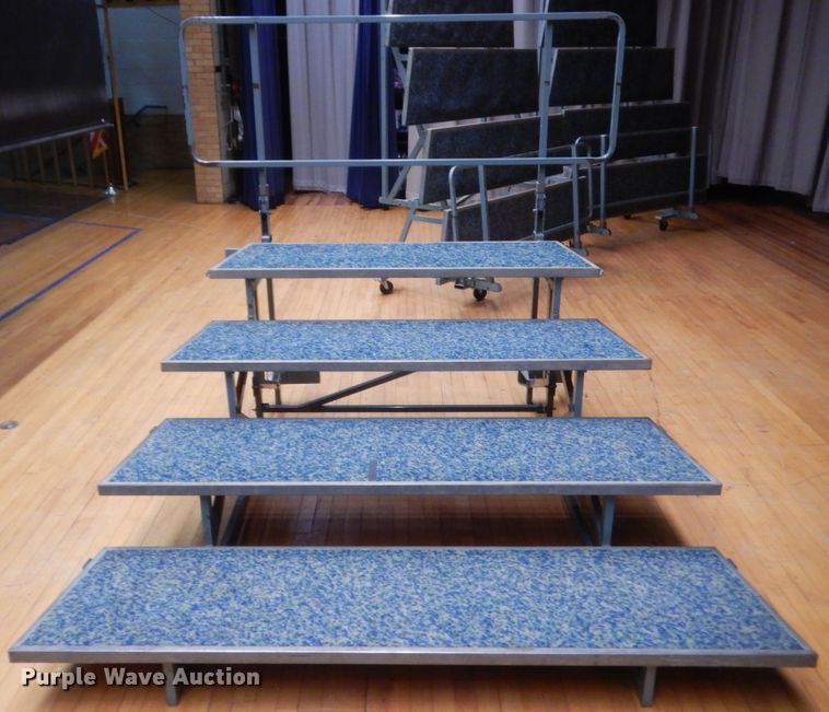 image for item ET9174 Wenger risers