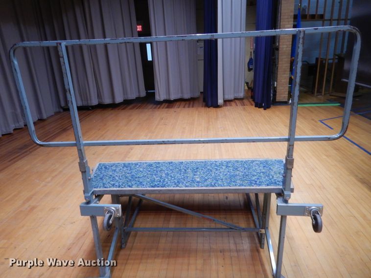 image for item ET9174 Wenger risers