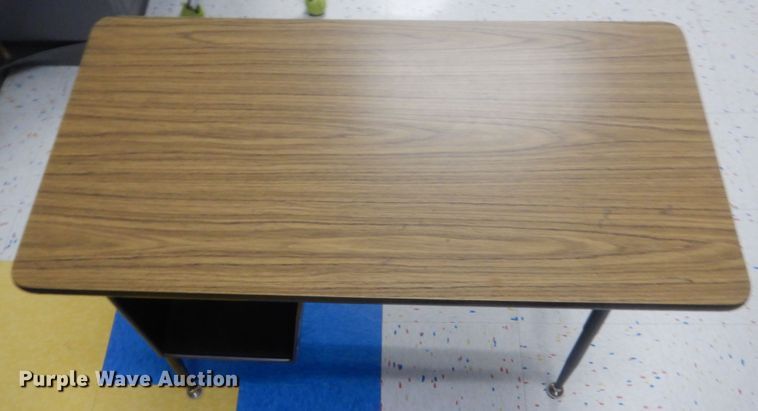 image for item ET9175 Approximately 120 desks