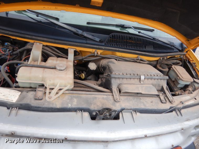 image for item ET9178 2002 Chevrolet Express G3500  school bus