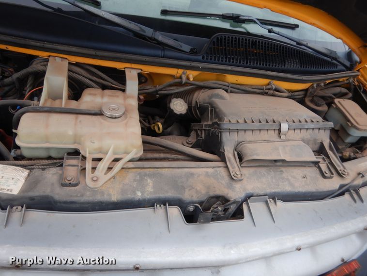 image for item ET9178 2002 Chevrolet Express G3500  school bus