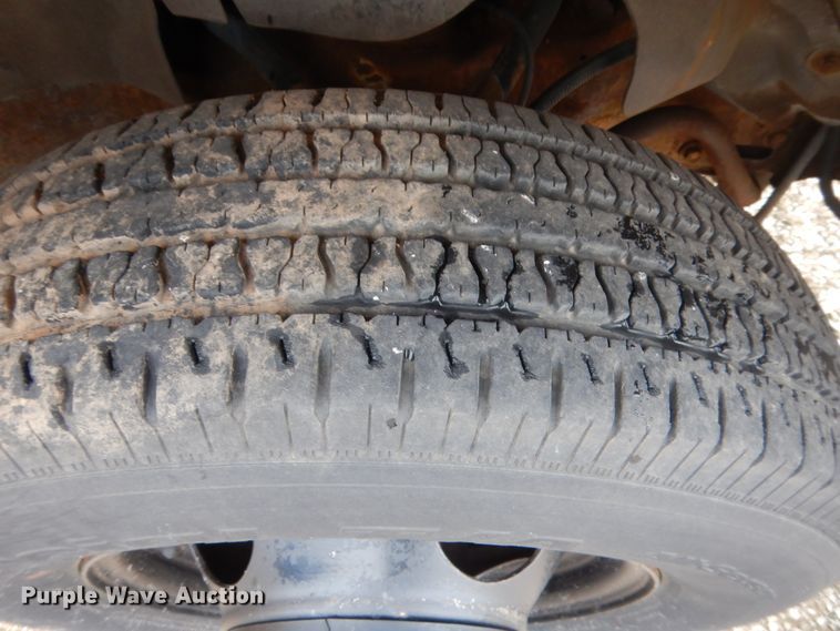 image for item ET9178 2002 Chevrolet Express G3500  school bus