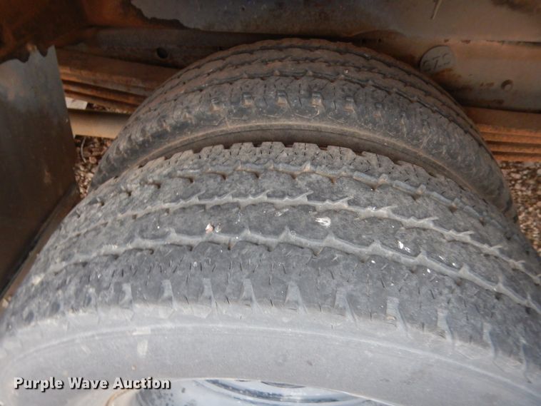 image for item ET9178 2002 Chevrolet Express G3500  school bus