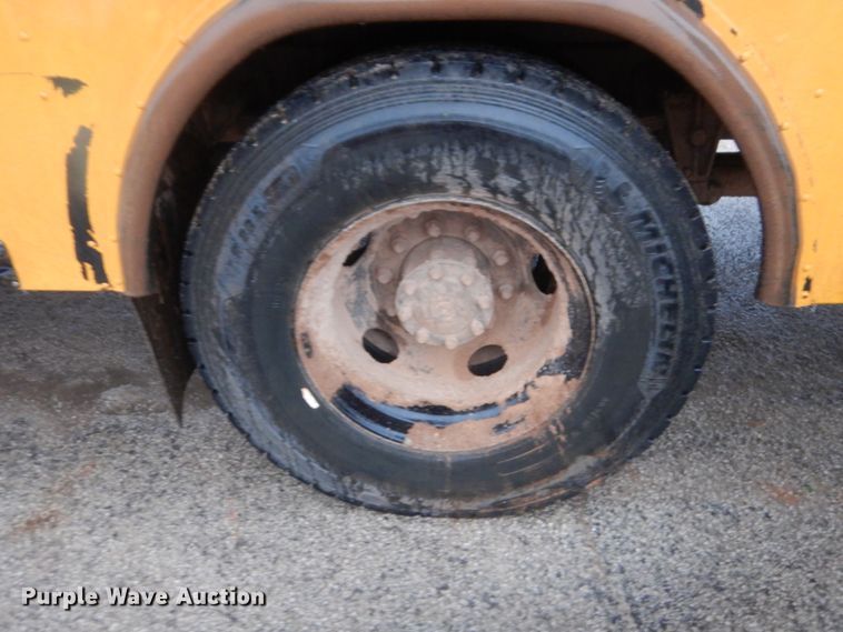 image for item ET9239 2006 Blue Bird Vision  school bus