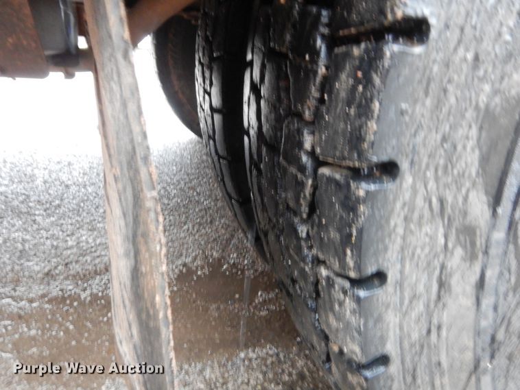 image for item ET9239 2006 Blue Bird Vision  school bus