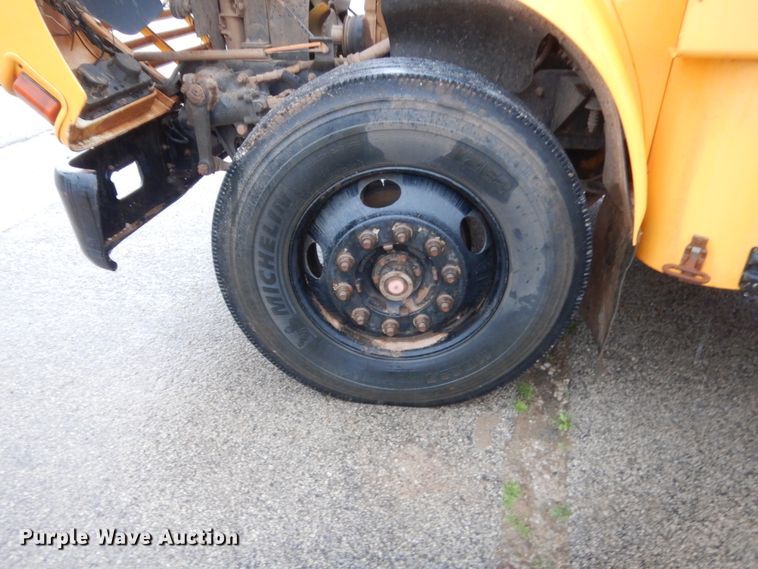 image for item ET9239 2006 Blue Bird Vision  school bus