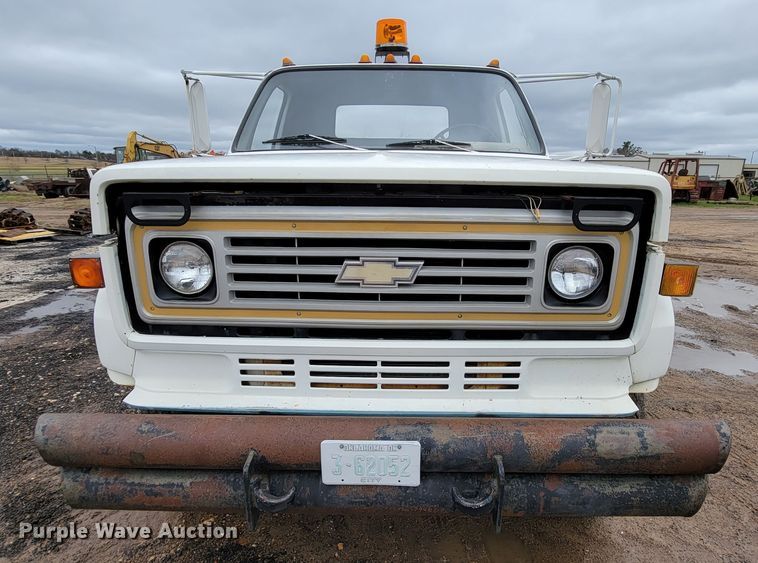 image for item FL9129 1982 Chevrolet 70  flatbed truck