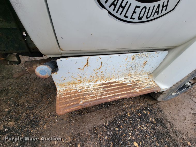 image for item FL9129 1982 Chevrolet 70  flatbed truck