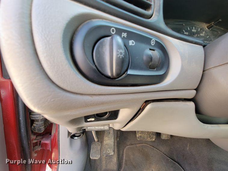 image for item FL9189 2000 Ford Taurus