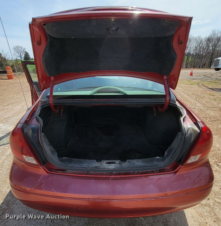 image for item FL9189 2000 Ford Taurus