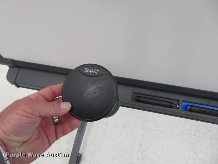 image for item FP9259 Smart Technologies Smartboard SB580