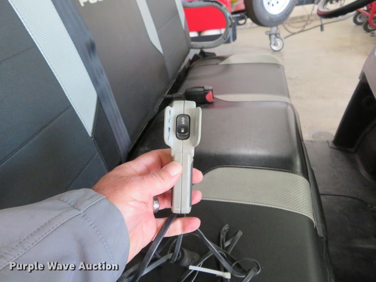 image for item FP9263 2007 Polaris 700 XP Ranger  utility vehicle