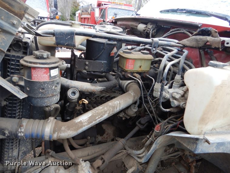 image for item HE9625 1996 Ford F800  dump truck