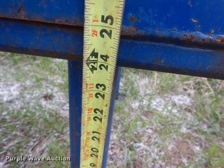 image for item HE9627 (2) trench boxes