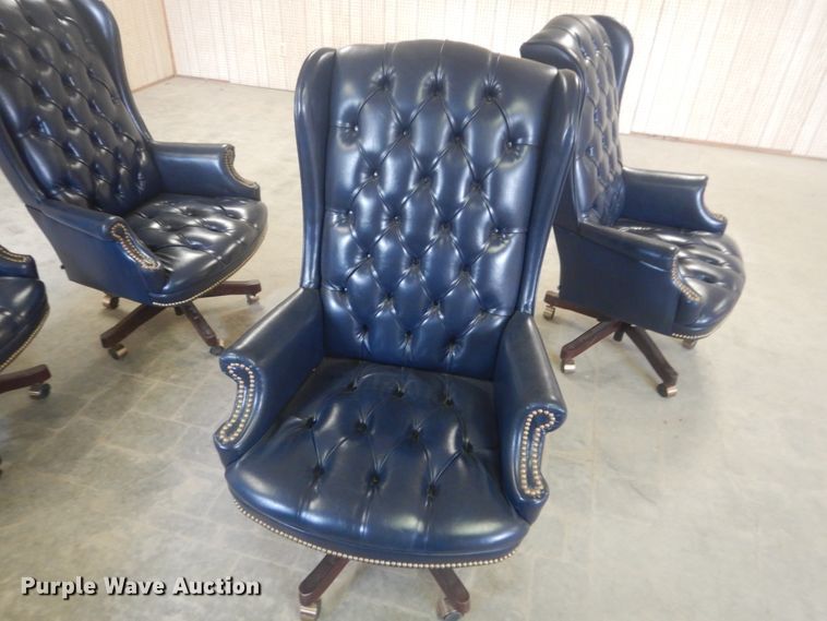 image for item HE9698 (7) chairs