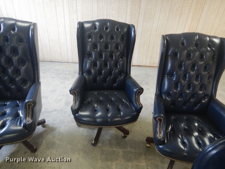 image for item HE9698 (7) chairs