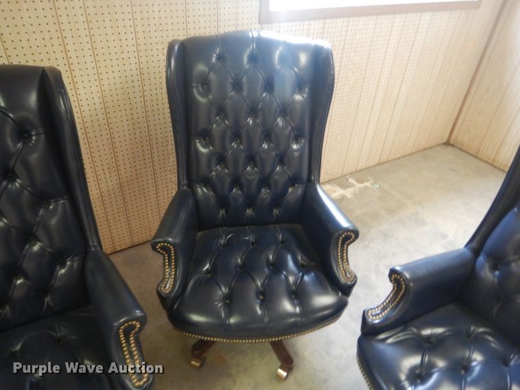 image for item HE9698 (7) chairs