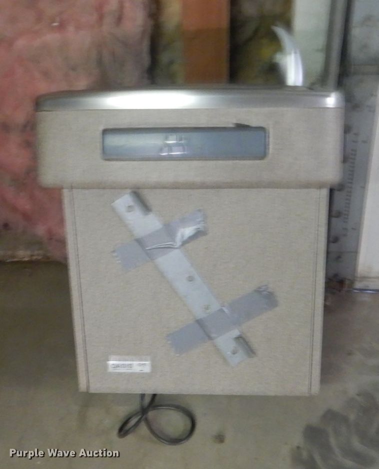 image for item HE9699 (2) Esco Oasis water fountains