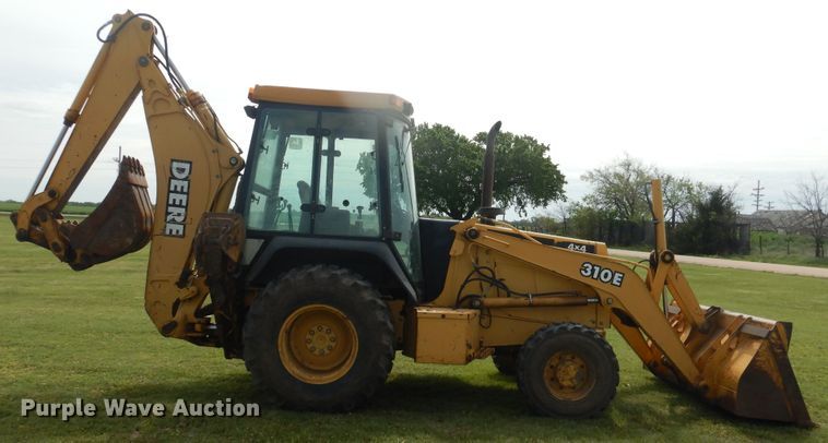 image for item HI9045 1997 John Deere 310E  backhoe